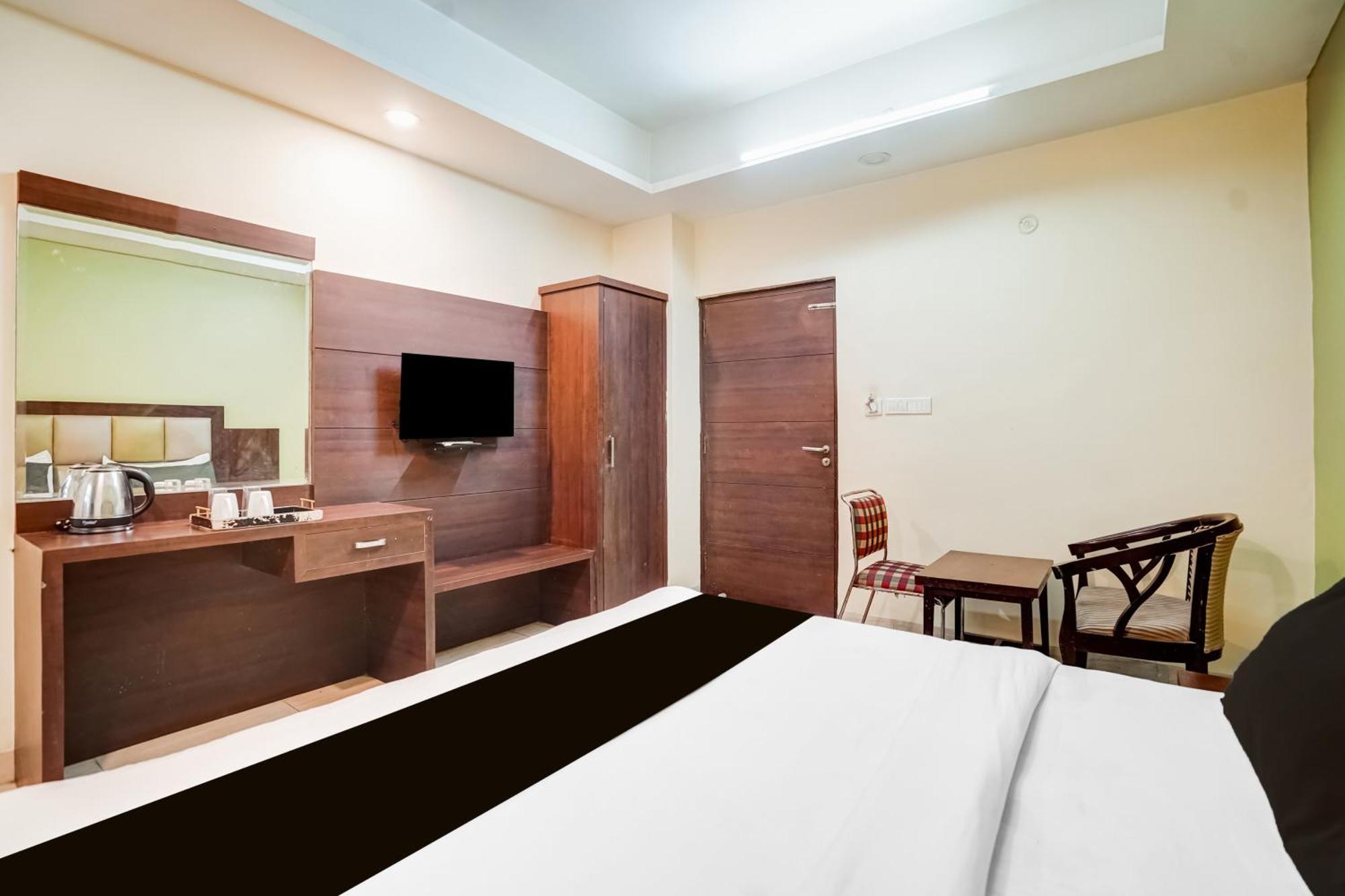 Super Townhouse Sikar Road Jaipur Formerly Hotel Aroma Inn Bagian luar foto