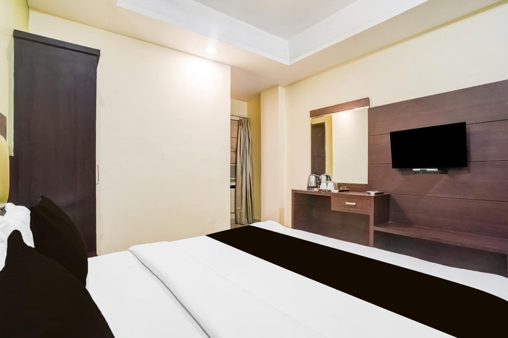Super Townhouse Sikar Road Jaipur Formerly Hotel Aroma Inn Bagian luar foto
