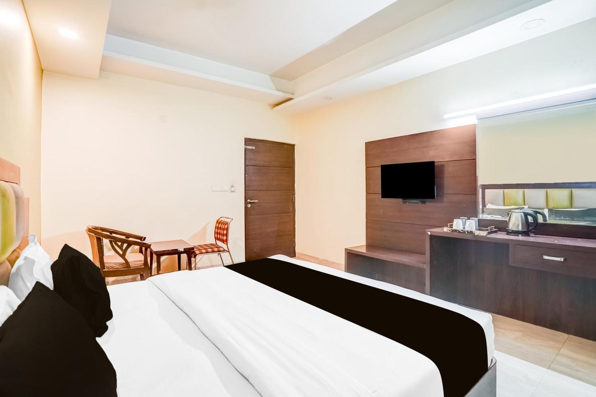 Super Townhouse Sikar Road Jaipur Formerly Hotel Aroma Inn Bagian luar foto